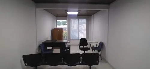 Oficina Con Excelente Ubicación Cod. 55111