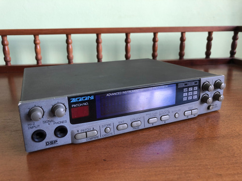 Multi Efeitos Zoom 9030 Cinza