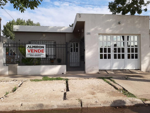 Casa | 2 Dormitorios | Cochera | Capitán Bermúdez | Barrio Villa Del Prado