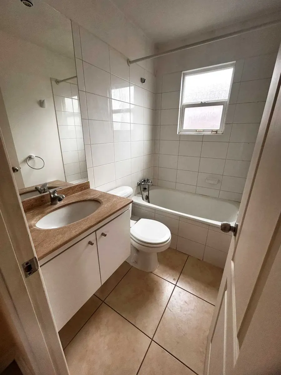 Imagen 2 de 19 de Vivienda Luminosa Ideal Para Inversión (161018)