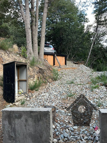 Parcela Con Casa En Futaleufu, 2d 1b, 88/13700m2