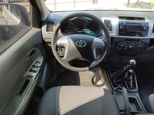 Toyota Hilux Sr