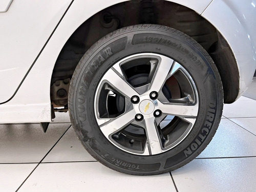 Chevrolet Onix 1.0 MPFI LT 8V FLEX 4P MANUAL