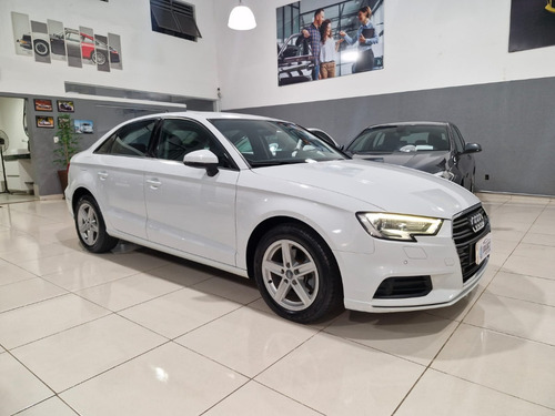 Audi A3 Sedan 1.4 Tfsi Attraction Flex Tiptronic 4p