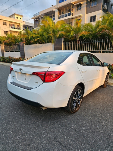 Imagen 6 de 10 de Toyota Corolla Se 2018 Americano Recien Importado