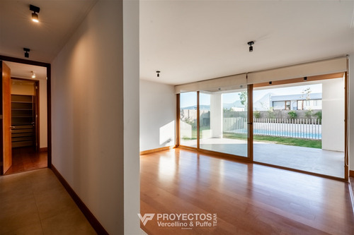 Casa Nueva En Arriendo De 4 Dorm. + Office Sector Monseñor