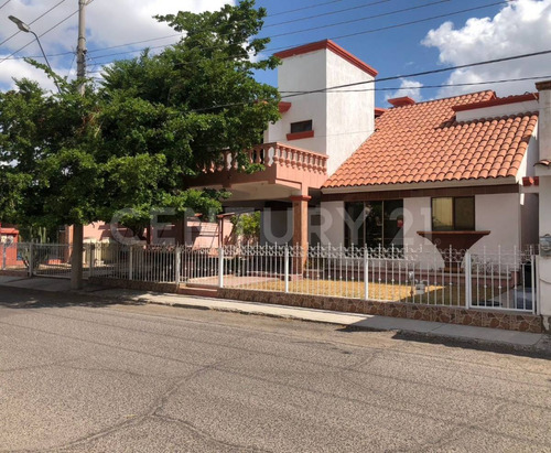 Casa En Venta En Los Arcos, Hermosillo Sonora