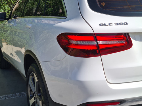 Imagen 11 de 24 de Mercedes-benz Clase Glc 2.0 Glc250 300 4matic Atomático