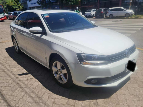 Volkswagen Vento 2.5 Luxury 170cv