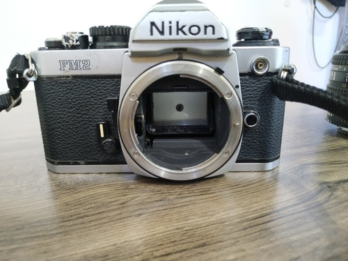 Nikon Fm2 Com Lente Nikkor Af 35-80mm