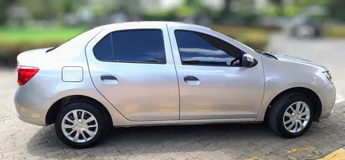 Renault Logan 1.6 Authentique
