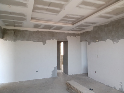 Imagen 6 de 25 de Espectacular Casa Para Estrenar De 4 Habitaciones, 7 Parqueos Y 510 Metros De Construcción