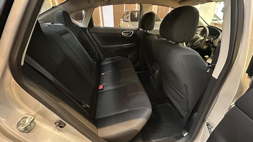 Nissan Sentra 1.8 Advance Pure Drive