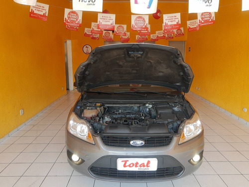 Imagem 5 de 15 de Ford Focus 1.6 8v Gasolina 4p Manual