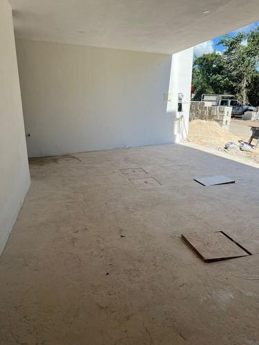 Townhouse En Venta De 2 Habitaciones Con Roof Top En Montebello