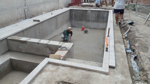Imagen 4 de 9 de Piscinas De Hormigón , Construcción.8x 4 Mts.
