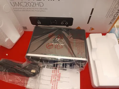 comprar Interfaz Behringer U-phoria Umc202hd Nueva Usb 24 Bit