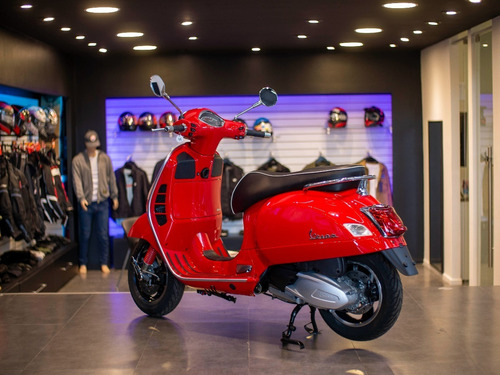 Imagen 25 de 25 de Vespa Gts 300 Super Roja Entrega Inmediata