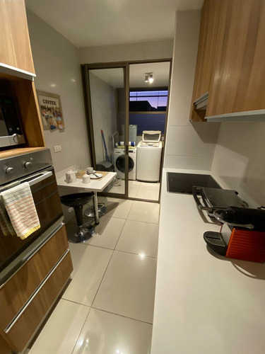 Departamento En Venta De 4 Dorm. Cercano Al Portal La Dehesa