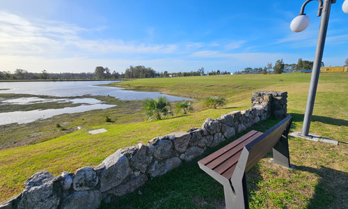 Terreno De 2000 M2 En Parque Del Lago.