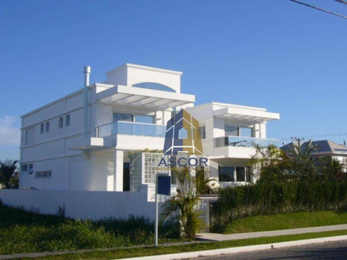 Imagem 20 de 23 de Excelente Casa De Alto Padrão Em Jurerê Internacional. 4 Suites, 7 Banheiros, Garagem Para 4 Carros, Florianópolis. Ca0035 - Ca0035
