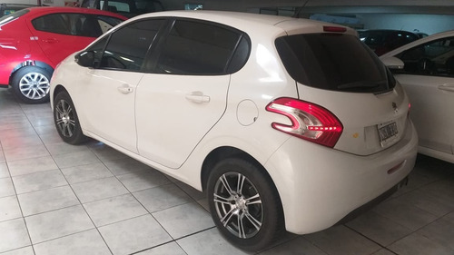 Peugeot 2008 Active 1.5 2014 (co)