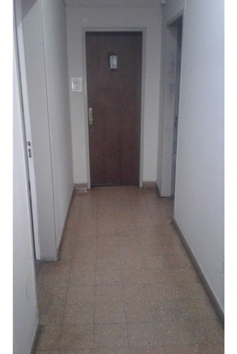 Imagen 4 de 6 de Centro - A Mtrs De Municipalidad !!!