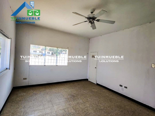 Imagen 9 de 12 de Casa En Venta