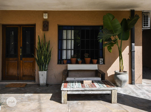 Casa 1 Dormitorio-j.j Paso 8400-rosario Fisherton | Venta