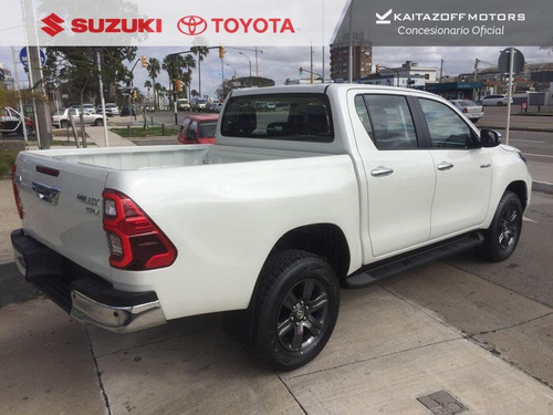 Imagen 6 de 15 de Toyota Hilux Srv 4x2 2022 0km