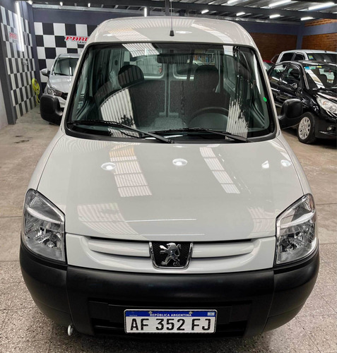 Imagen 16 de 24 de Peugeot Partner Furgón Confort 1.6