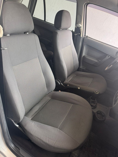 Volkswagen Gol 1.6 Power Total Flex 5p