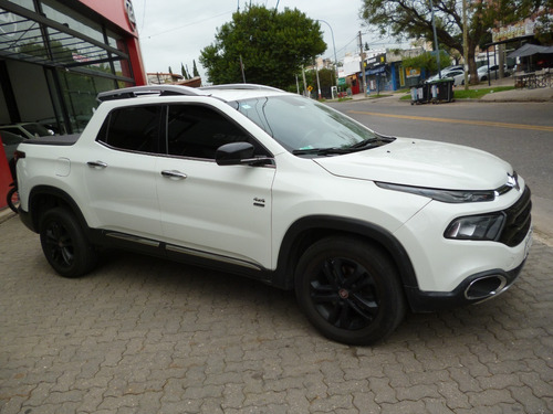 Fiat Toro 2.0 Volcano 4x4 At