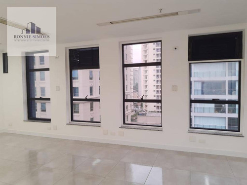 Imagem 3 de 6 de Sala Comercial Para Alugar Em Moema, 1 Sala, 2 Banheiros, 1 Vaga Na Garagem, 50 M², São Paulo. - Sa0534