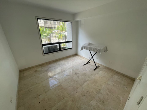 Imagen 17 de 21 de Vendo Pb 318m2 3h+s/2.5b+s/3p Colinas De Valle Arriba 0069