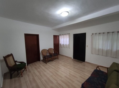 Imagen 2 de 16 de Casa 5 Hab, 3 Baños, 2 Lavanderos Caraballeda