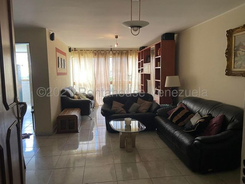 Imagen 12 de 13 de Apto En Venta 22-21254 Daisbelis Tarazona 0424-2925931