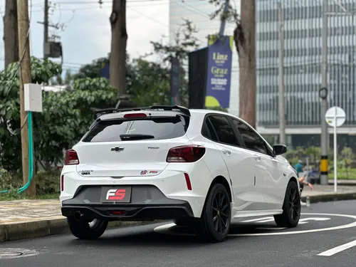 Chevrolet Onix 1.0T Rs Mt