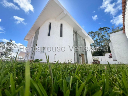 Bellísima Casa En Venta, El Faro San Antonio De Los Altos. Mo. 25-15183