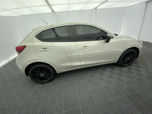 Mazda 2 1.5 Touring
