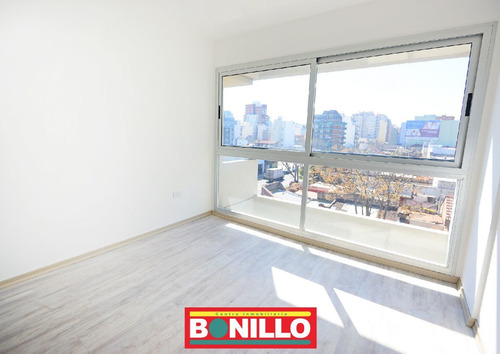 Imagen 12 de 17 de Departamento 2 Ambientes Venta Villa Pueyrredon