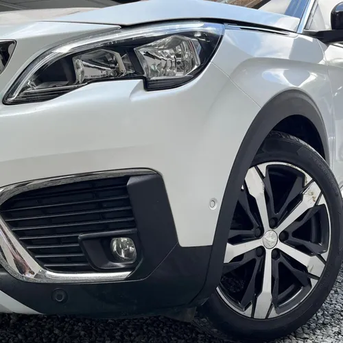 Peugeot 5008 ALLURE TP 1.6CC T 2021