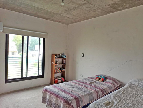 Imagen 6 de 10 de Casa En 490 E/ 132 Y 132 Bis - Joaquin Gorina