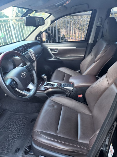 Imagem 11 de 13 de Hilux Sw4 Srx 2.8 7 Lugares 2018/18