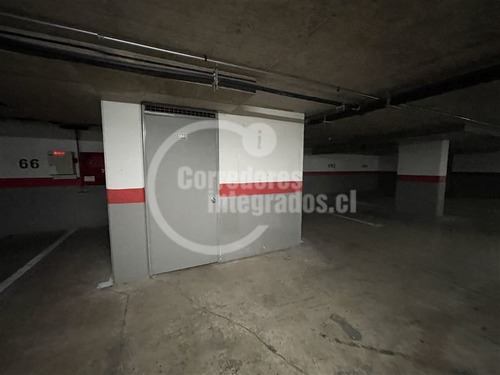 Imagen 4 de 5 de Arriendoestacionamiento Ybodega Kennedy-luiscarrera Vitacura