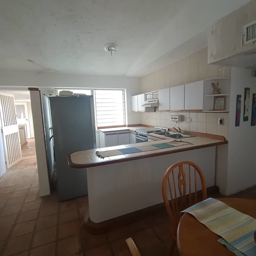 Imagen 4 de 9 de Venta, Maneiro Mgtavzla @inversionesdalroc.ca+584168954884