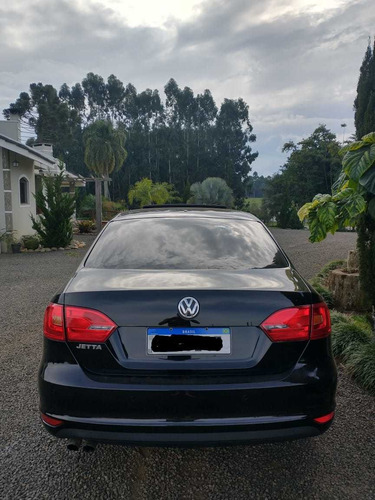 Volkswagen Jetta 2011 2.0 Comfortline Flex 4p Automática