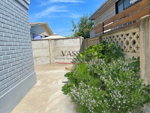 Vass Vende Casa De 2 Pisos 3d 3b Paradero 12 Quilpué.
