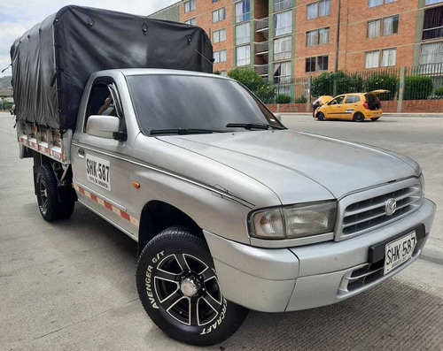 Mazda B2200 Diésel 2.200