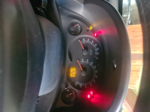 Imagem 5 de 9 de Chevrolet Corsa 1.4